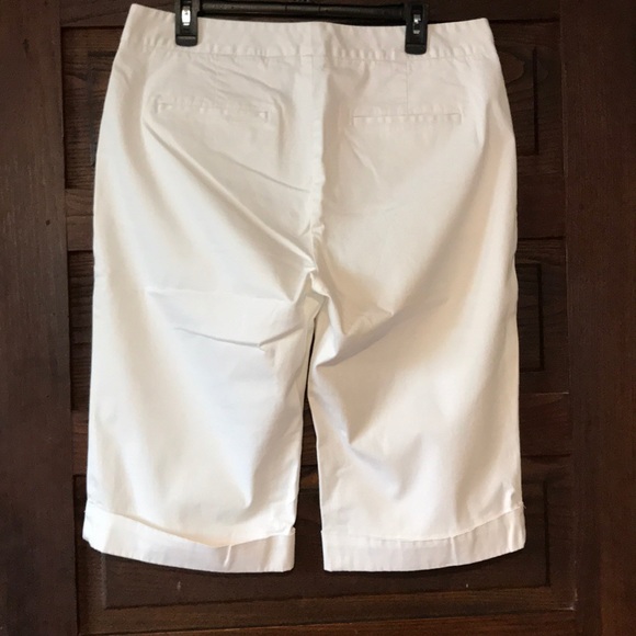 Capris - Picture 2 of 3